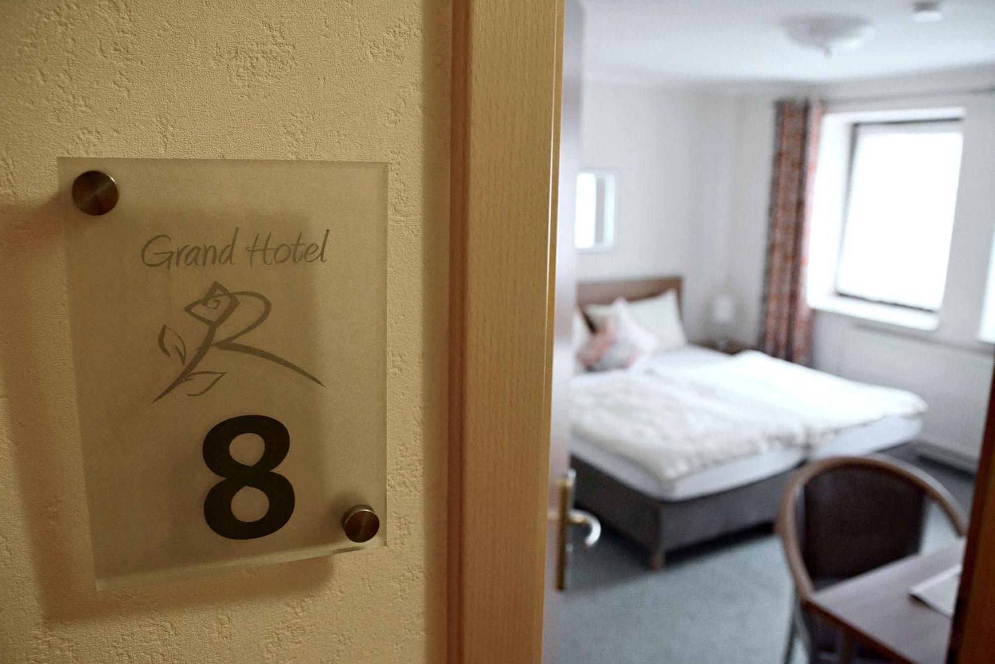 Rosenhotel Scherer Schiffweiler Dış mekan fotoğraf