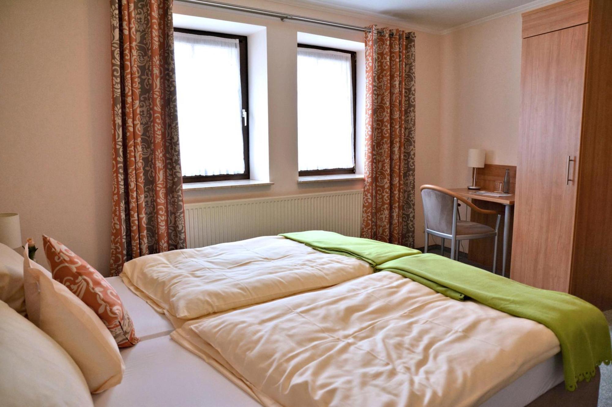 Rosenhotel Scherer Schiffweiler Dış mekan fotoğraf
