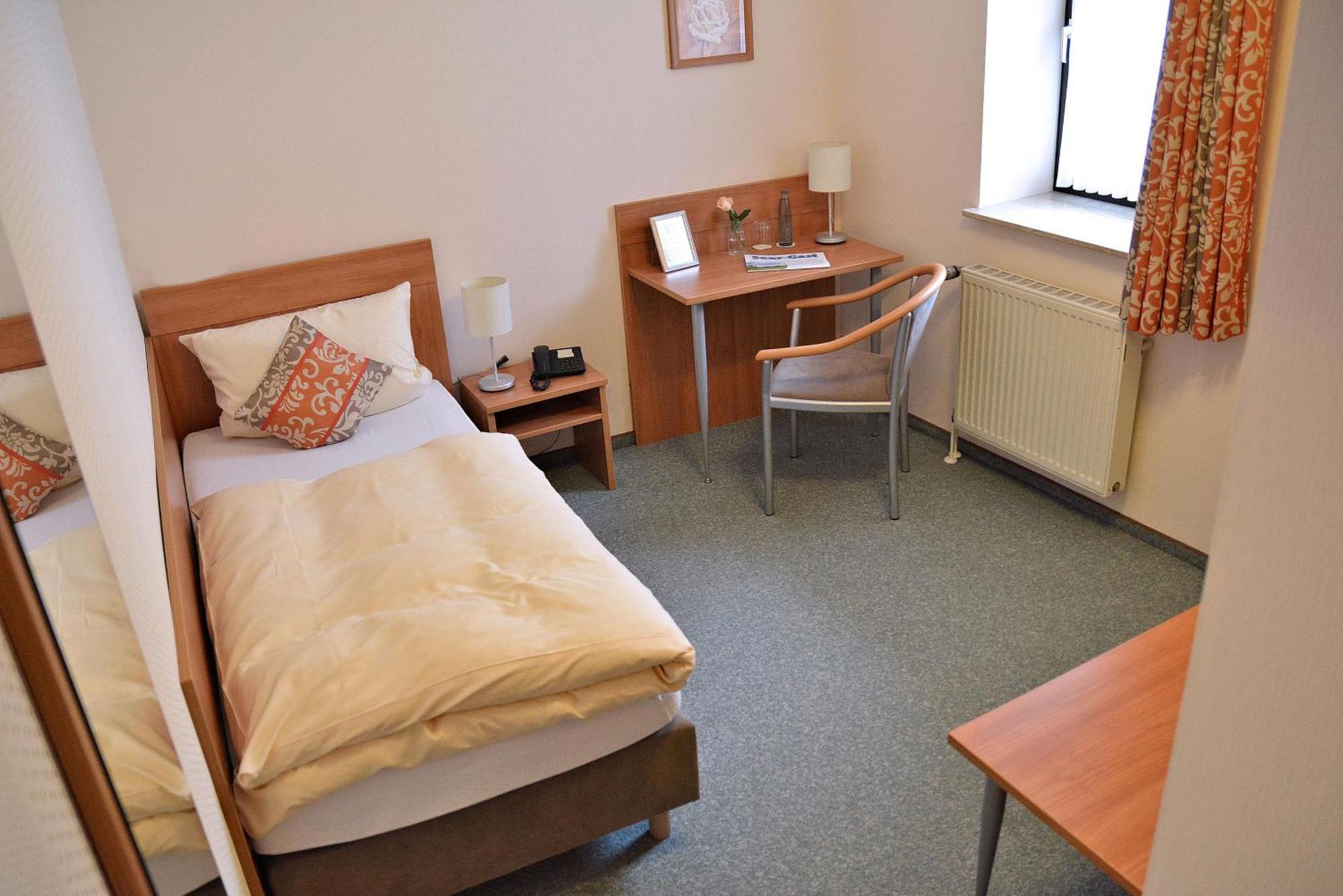 Rosenhotel Scherer Schiffweiler Dış mekan fotoğraf